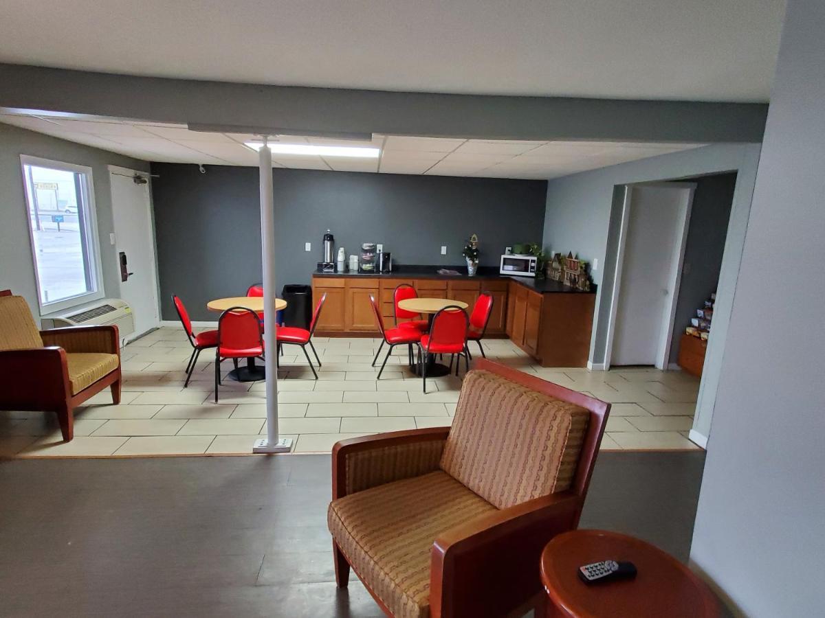 Suburban Hotel 3*