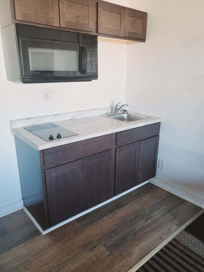 Suburban Hotel 3*